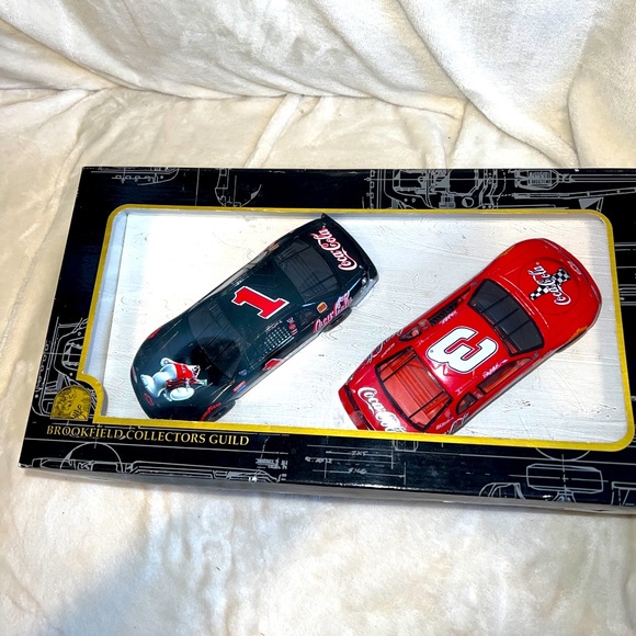 NEW Brookfield Collector's Guild Dale Earnhardt Coca-Cola Race Car Twin Pack